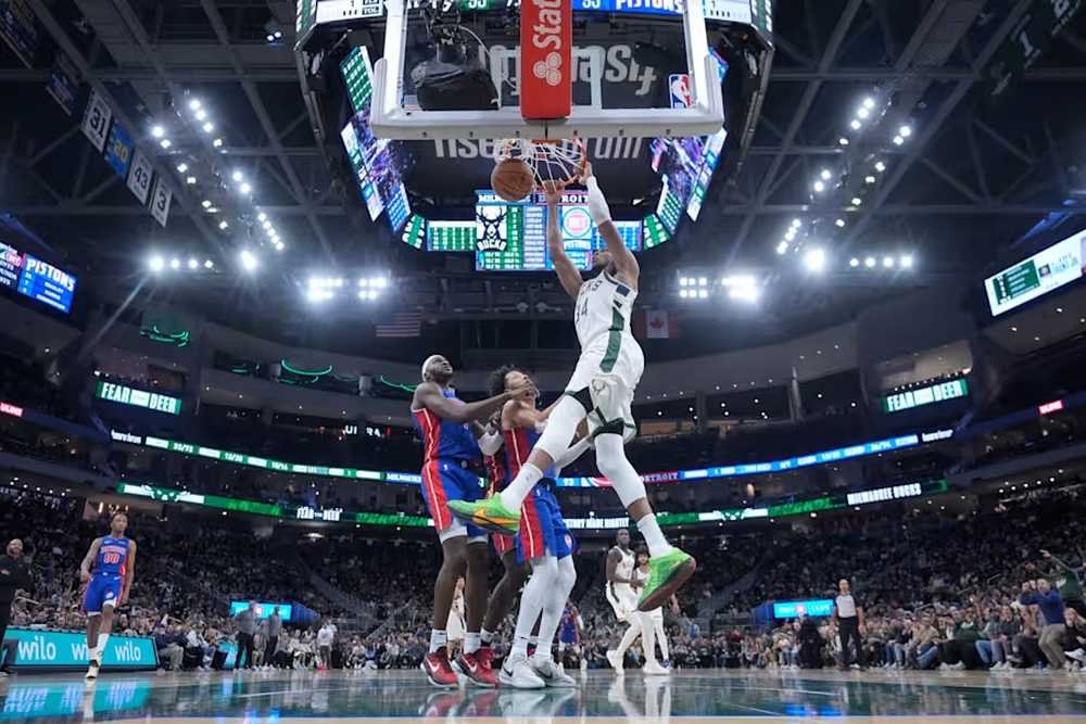 VIDEO: Giannis explodoval 59 bodmi, Wembanymovi stačilo na 50 bodov 32 minút