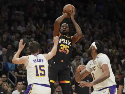 VIDEO: Durant sa vrátil a Phoenix deklasoval Lakers