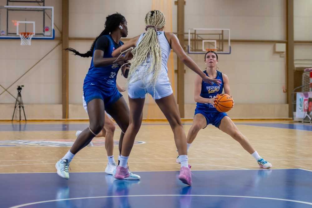 FOTO/VIDEO: Všetky tri slovenské družstvá uspeli, v Piešťanoch zabodoval aj Hradec Králové