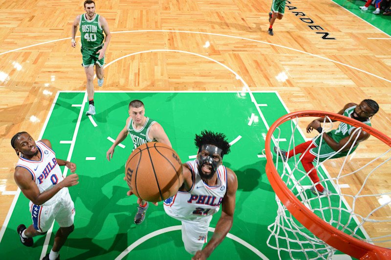 VIDEO: Sixers v Bostone prekvapili šampiónov, Anthony Davis sa zranil