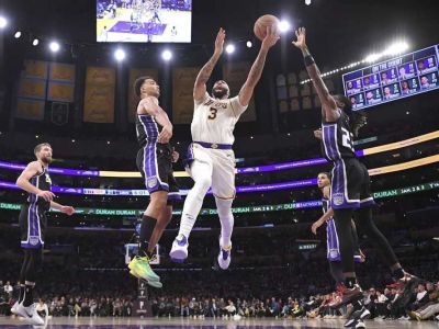 VIDEO: Kings neuspeli ani po výmene trénera
