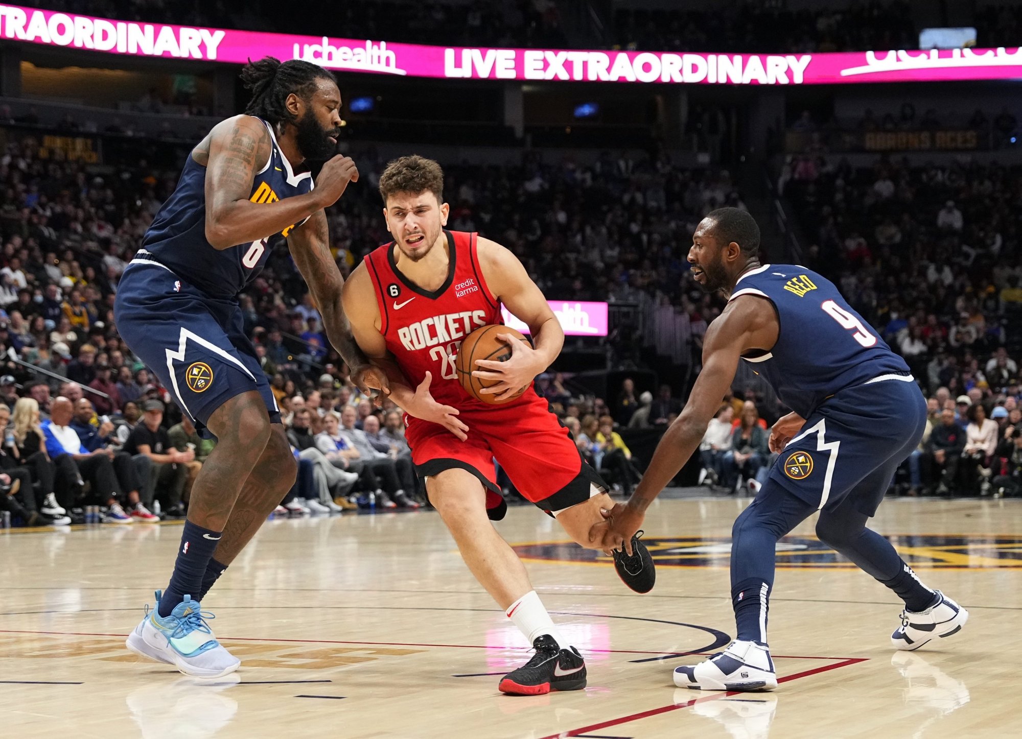 Syn legendy má životnú sezónu, ale v All Star zápase NBA uprednostnili Turka
