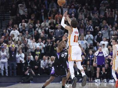 VIDEO: Trae Young rozhodol o výhre Atlanty neuveriteľnou strelou