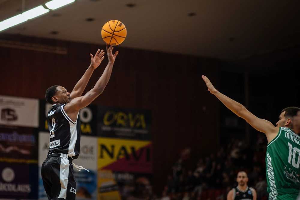 Daishon Smith z Prievidze si to namieril do Španielska