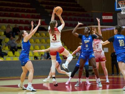 Blog Zuzany Žirkovej: Ženská extraliga si zaslúži rešpekt, ale dostáva facky od systému