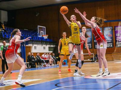 Blog Zuzany Žirkovej: Zabudnime na rozpory a začnime konečne medzi sebou komunikovať