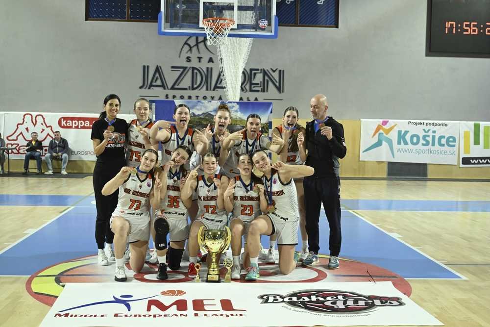 FOTO/VIDEO: MBK Ružomberok jednoznačným víťazom medzinárodnej súťaže MEL/BasketGirls® v kategórii U16