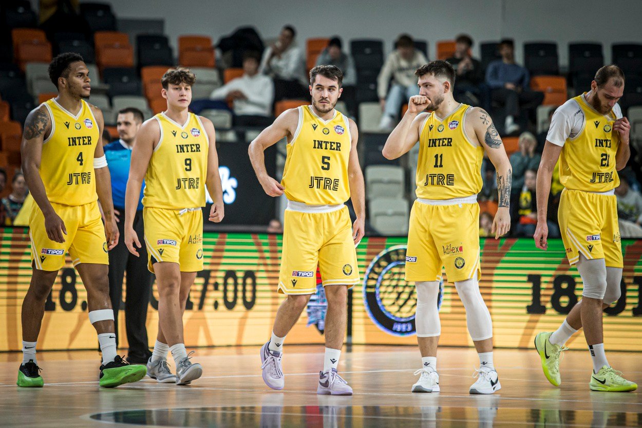 FOTO+VIDEO: Blue Wings rázne zatrhli postup Patriotov, Inter je vo finále