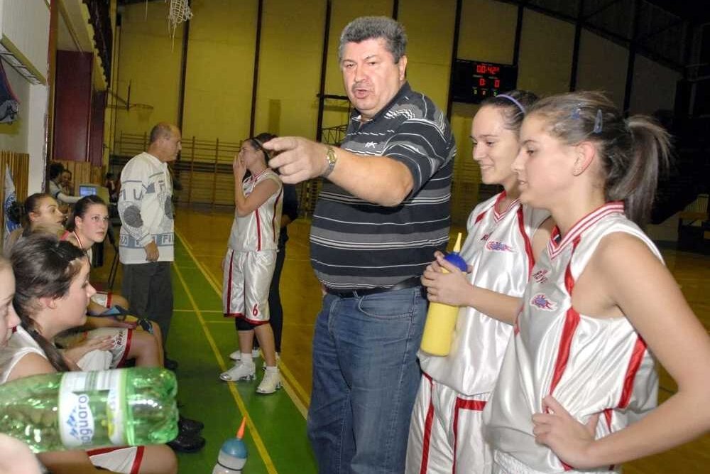 Zomrel bývalý basketbalový funkcionár a právnik Alexander Farkašovský