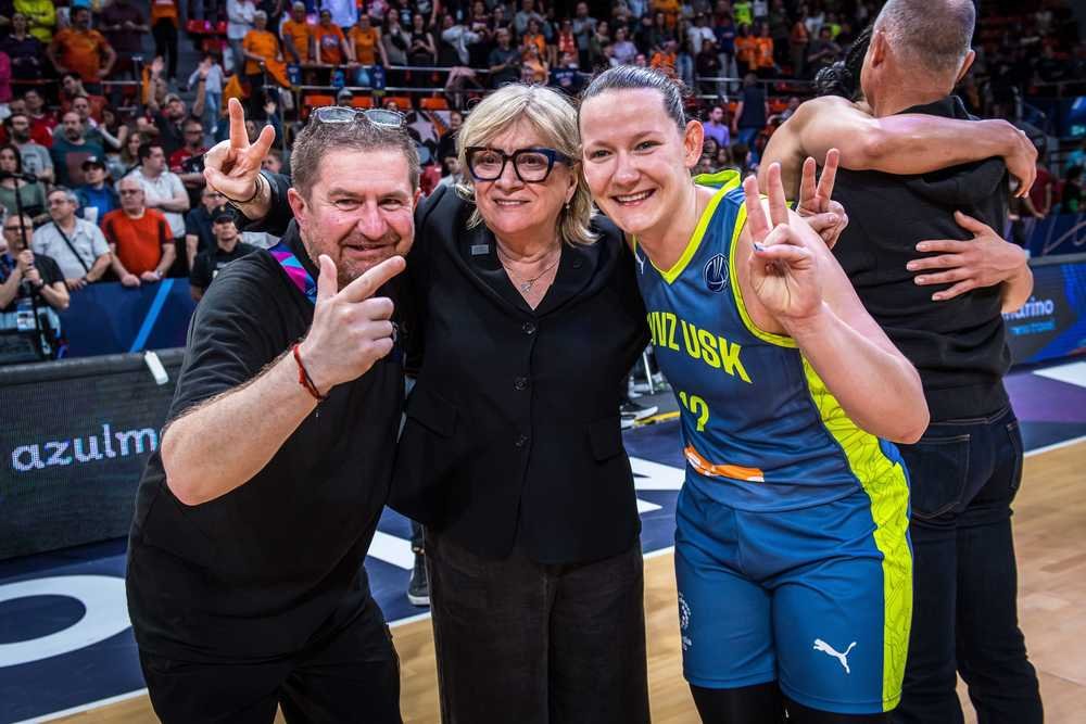 Netflix natáčal dokument o Eurolige, Hejková mala mikrofón počas celého FinalSix