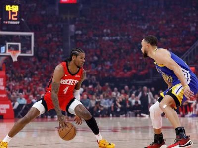 VIDEO/Play-off NBA: Rockets využili zranenia Butlera a Podziemskeho, v sérii s Warriors to je 1:1