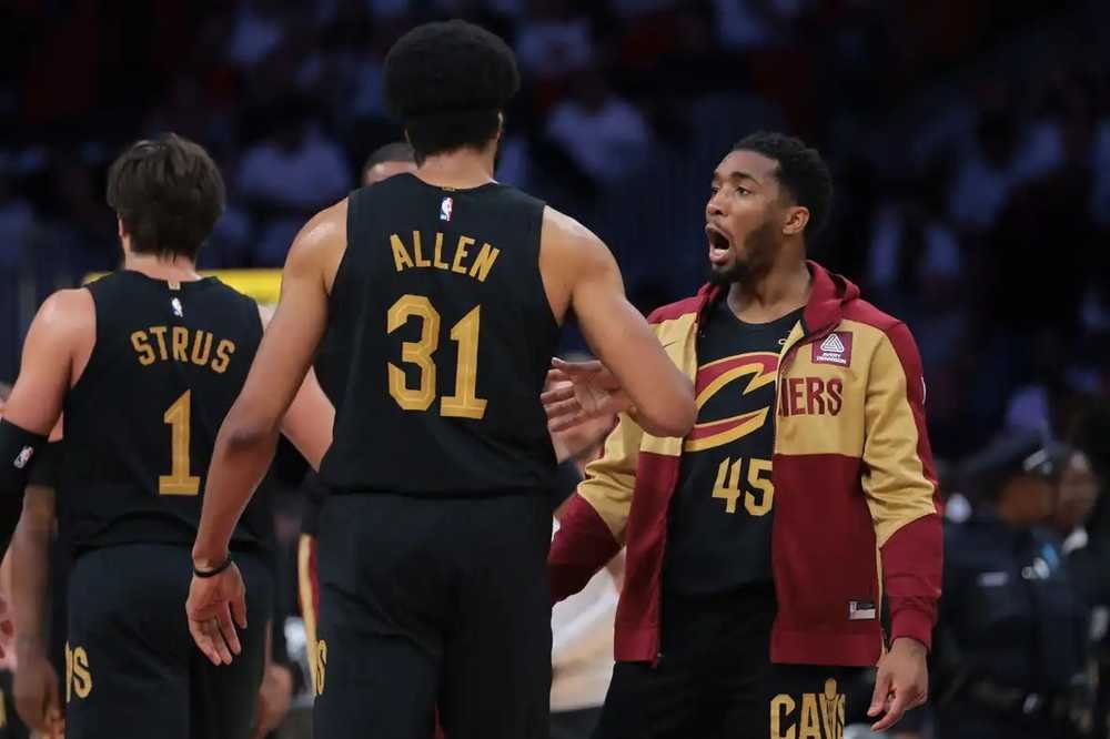 VIDEO/Play-Off NBA: Cavs sú po dominancii nad Heat v semifinále Východu