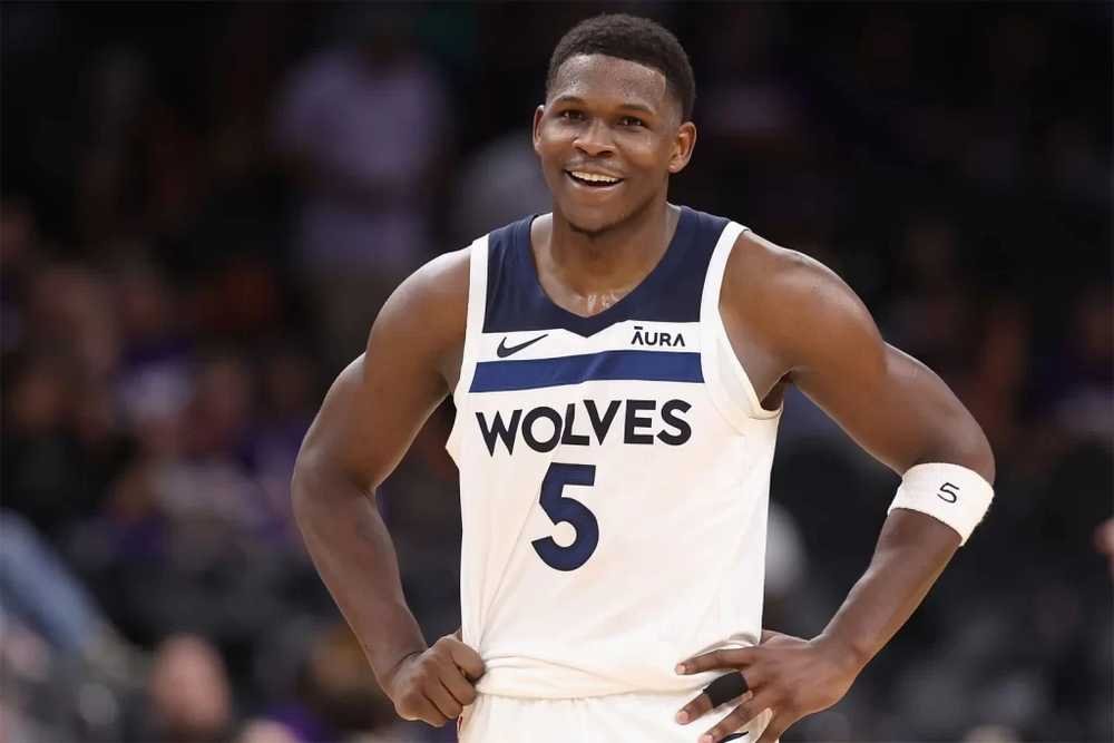 Pauzuje aj ďalšia hviezda NBA