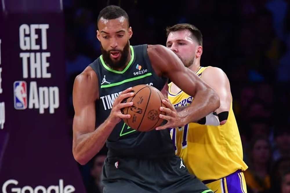 VIDEO/Play-Off NBA: Gobert dominoval pod košom a vyprevadil Lakers z play-off