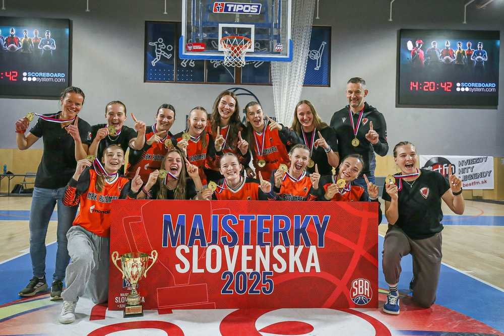 FOTO+VIDEO/M-SR Juniorky U19: Ružomberok má titul, Košice striebro a bronz pre Banskú Bystricu