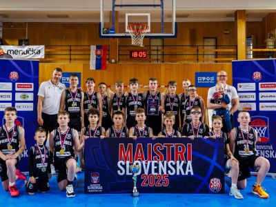 VIDEO/M-SR Mladší žiaci U13: Prievidza získala zlato výhrou nad B.S.C., Komárno získalo bronz