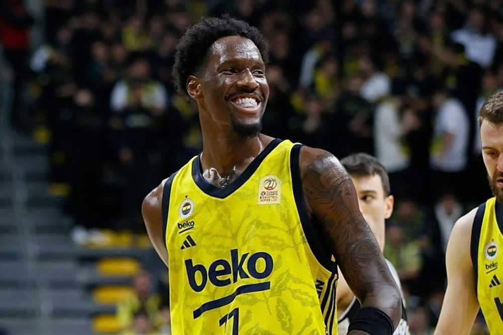 Fenerbahce Istanbul ovládlo EuroLigu druhý krát v histórii