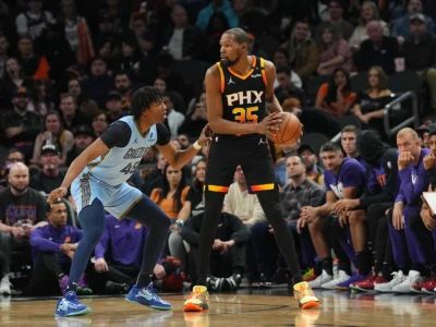 Vymenili ho v strede rozhovoru, pred rozhodujúcim finále NBA mení dres hviezdny Kevin Durant