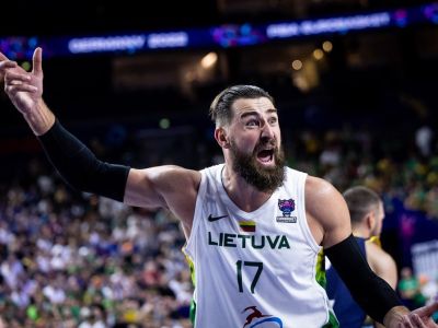 Fanúšikovia sa tešili, že pomôže Jokičovi k titulu, asi však uprednostní Euroligu