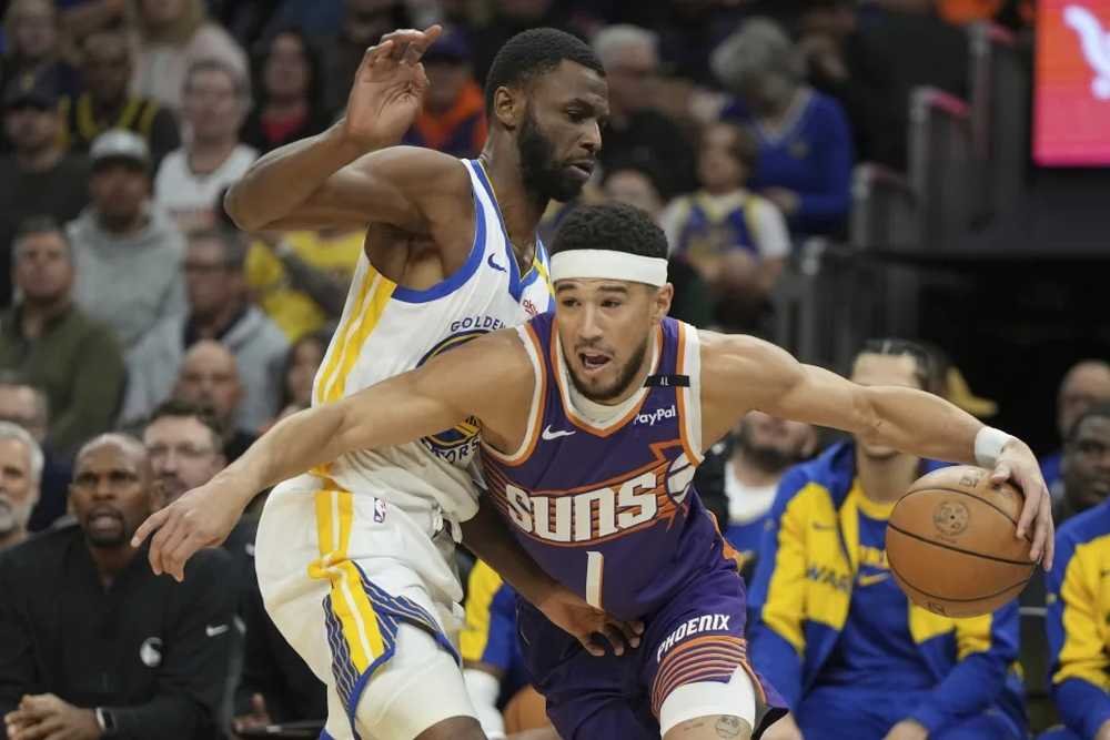 Hral skvele na olympiáde, jeho tím v NBA je stratený, napriek tomu podpísal rekordnú zmluvu