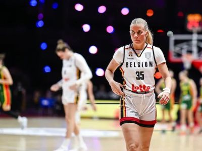 Hviezda majsteriek Európy oželela oslavy titulu, aby sa po osemnásťhodinovom lete dozvedela, že s ňou v WNBA nepočítajú