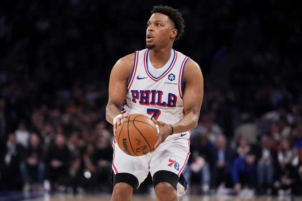 Kyle Lowry pokračuje v rodnej Philadelphii