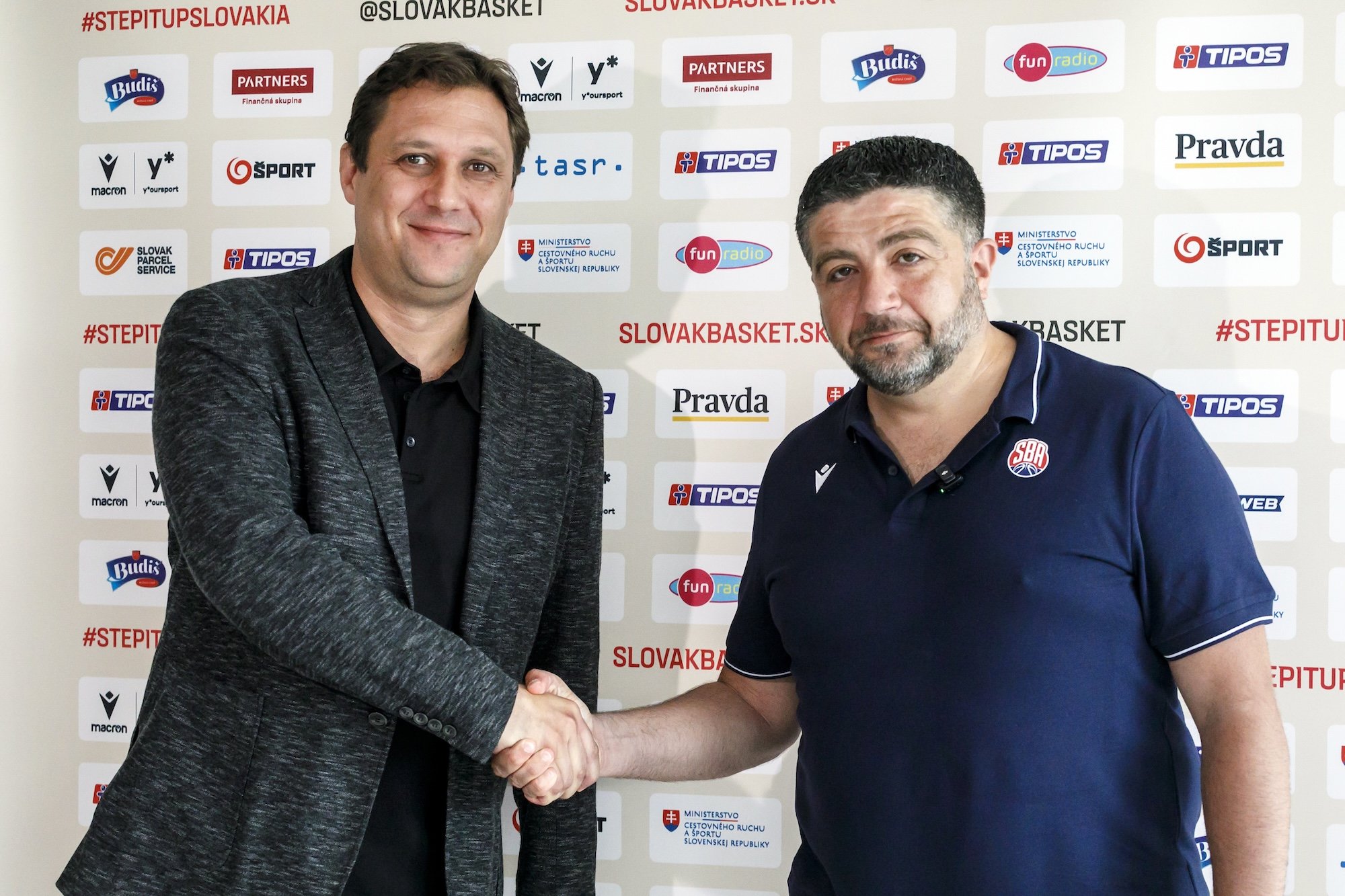 Reprezentácia hľadá nových lídrov, otázna je účasť Malovca, prekvapiť by mohol Szabó
