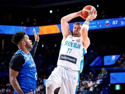 VIDEO/F-skupina MS 2023: Luka Dončič 37 bodmi doviedol Slovinsko k víťazstvu, Gruzínci zvládli Kapverdy bez vážnejších problémov