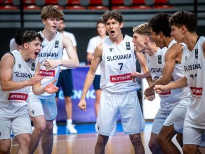 FOTO/VIDEO: Dôležitá výhra nad Rakúskom, U16-ka sa zachránila v B-divízii