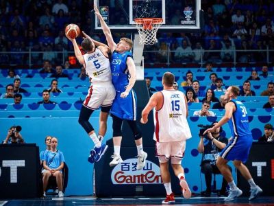 Srbský reprezentant Nikola Jovič sa predbežne dohodol s Heat
