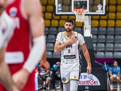 VIDEO: Nurkič s double-double a Bosniaci sú v play-off, na úkor Španielska ich doplnili aj Gruzínci