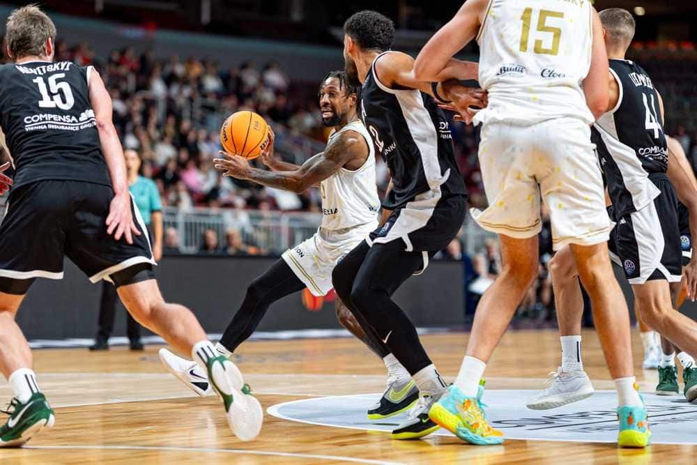 FOTO: Levice po skvelom výkone vezú z Rigy prvú výhru v LM