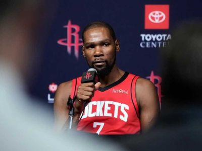 Rockets predĺžili s Durantom, celkovým zárobkom prekoná LeBrona