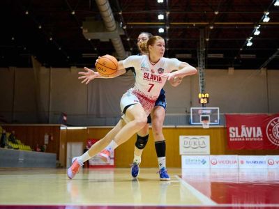 FOTO/VIDEO: Slávia ŠKP vyhrala aj so Slovanom a naďalej vedie ligu