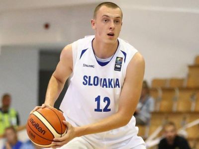 Dvaja mladíci – Sviťania v reprezentácii, žiadna šikana nehrozí