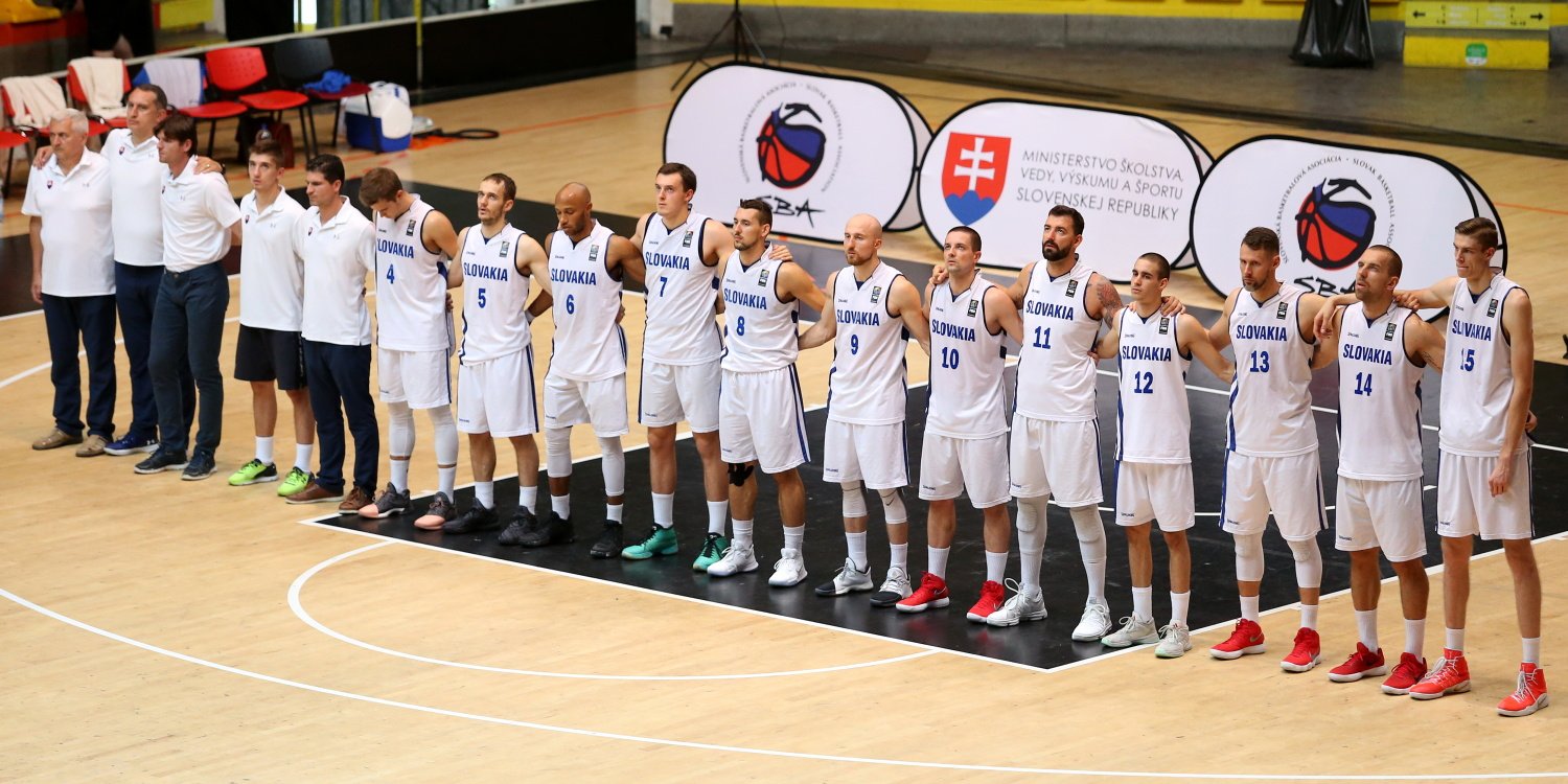 Komentár: Mužský basketbal stagnuje, stále sme len v suteréne