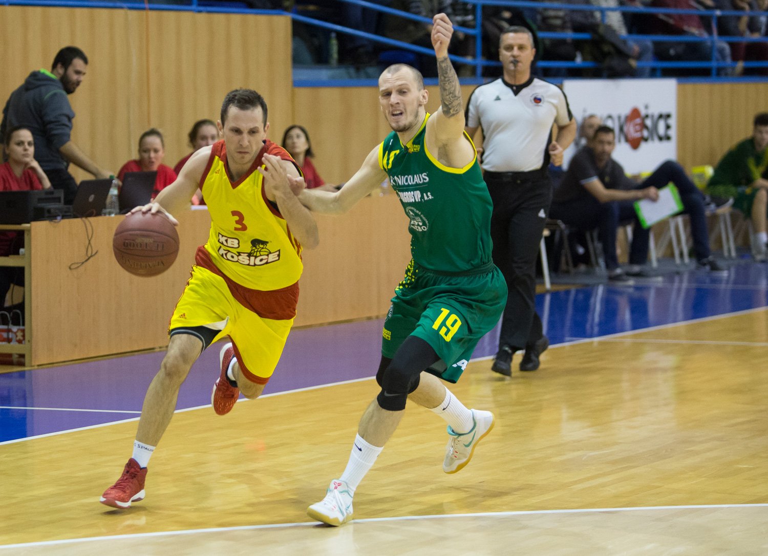 VIDEO Svit prekvapil v Komárne, Košice nastrieľali Patriotom stovku