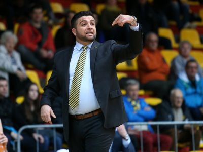 Vidin: Kedysi sa hralo tvrdšie. Dnes sa niekedy píska faul za škaredé pozretie