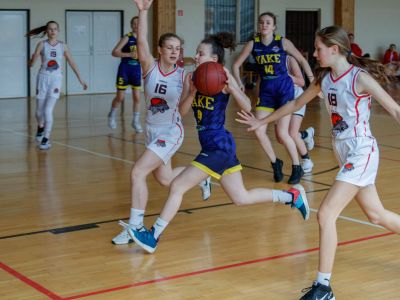 Young Angels sa po dvoch víťazstvách dotiahli na košické CBK, tabuľku viedie stále Trnava