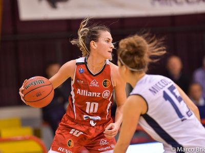 Oroszová dotiahla výkonom sezóny tím k cennému triumfu nad favoritom
