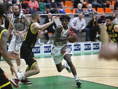 VIDEO: Šláger pre Levice, Lučenec nastrieľal Iskre stovku, uspela aj Handlová