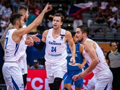 Satoranský s double-double potiahol Čechov do play-off, čaká ich Grécko. Štart Giannisa je otázny