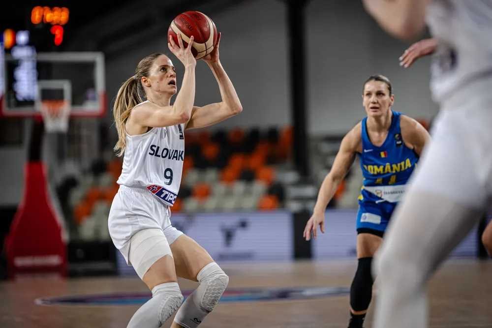 FOTO/VIDEO: Slovenky vysoko zdolali Rumunsko a zostali v hre o postup