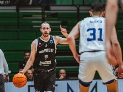 Reprezentant Dalibor Hlivák sa z Prievidze nikam nechystá
