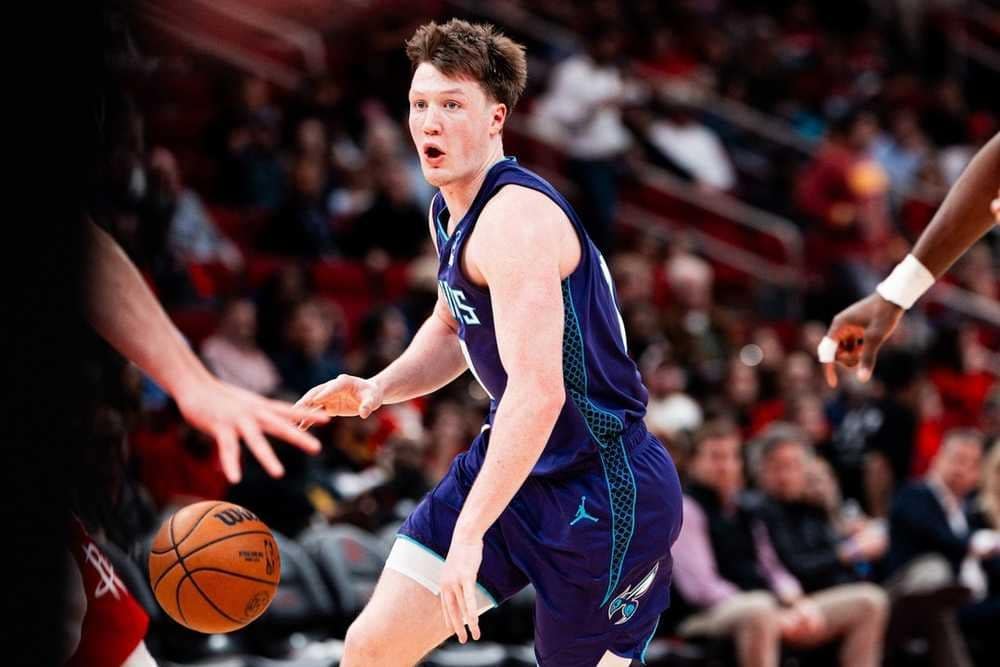 VIDEO: Hornets vyhrali v Houstone a majú ôsmu výhru v rade