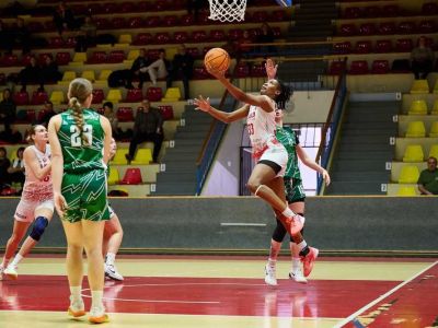 FOTO/VIDEO: Čajky vyhrali v Košiciach len o 8 bodov, Slávia nedala Šamorínu šancu
