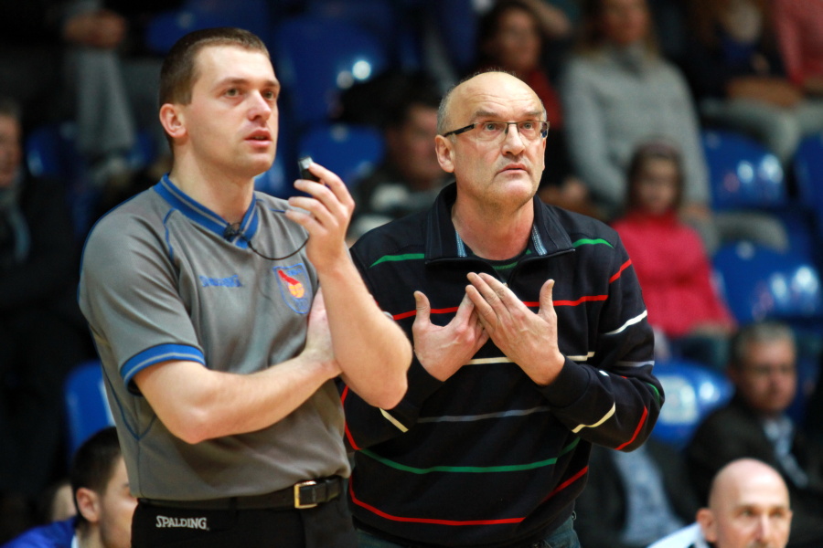 Urban hodnotil arbitrov nulami, Nitra nemieni zaplatiť pokutu