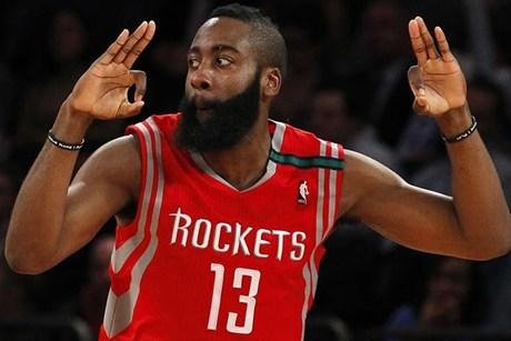 V Houstone úradoval 51-bodový Harden, San Antonio v play off