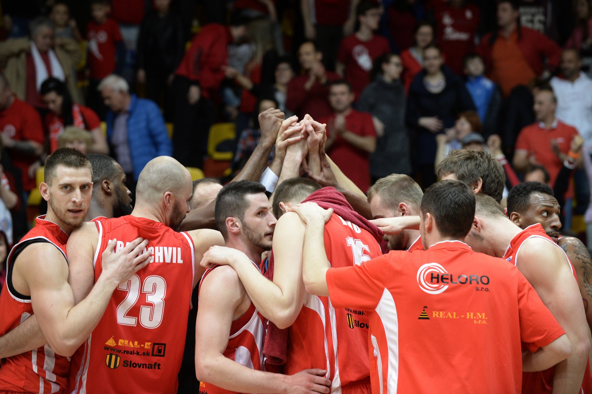 Majster potvrdil výhru a vedie 2:0, Bannister: My sa basketom bavíme