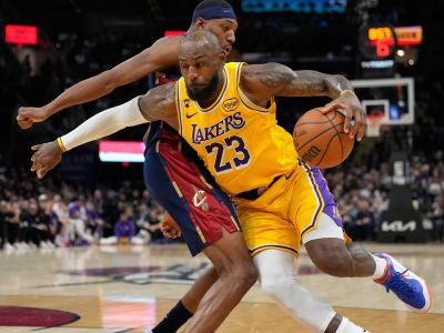 VIDEO: LeBron James vyrovnal skvelý rekord Abdula-Jabbara